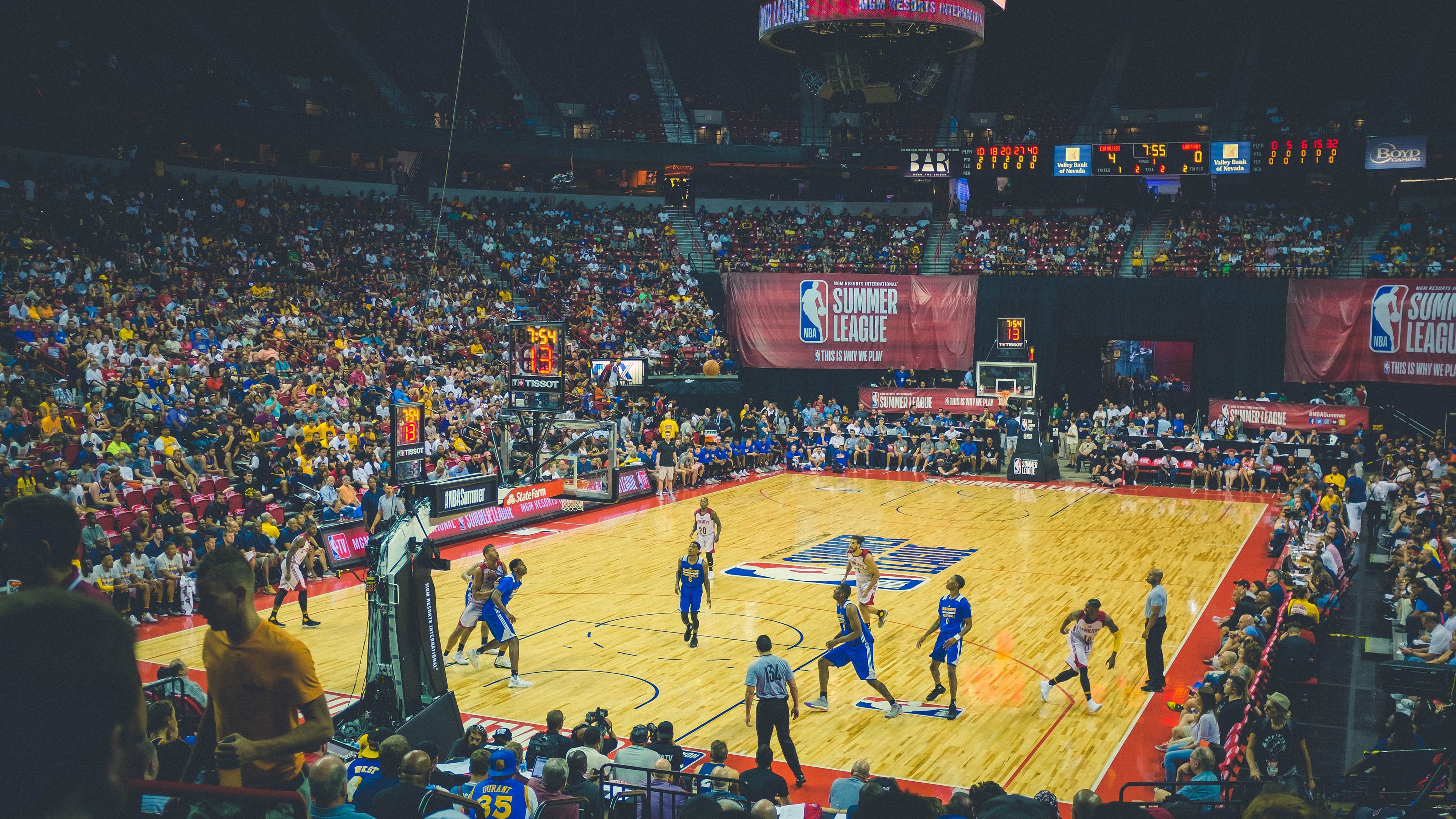 重返赛场引爆全场！，Ming意外战胜德国队赛场气氛高涨