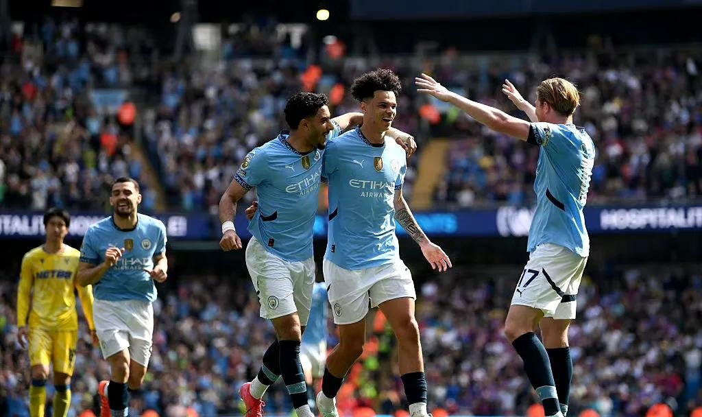 德布劳内迎来七赛季出色发挥，皇家马德里观众热烈欢呼！再创辉煌时刻的简单介绍