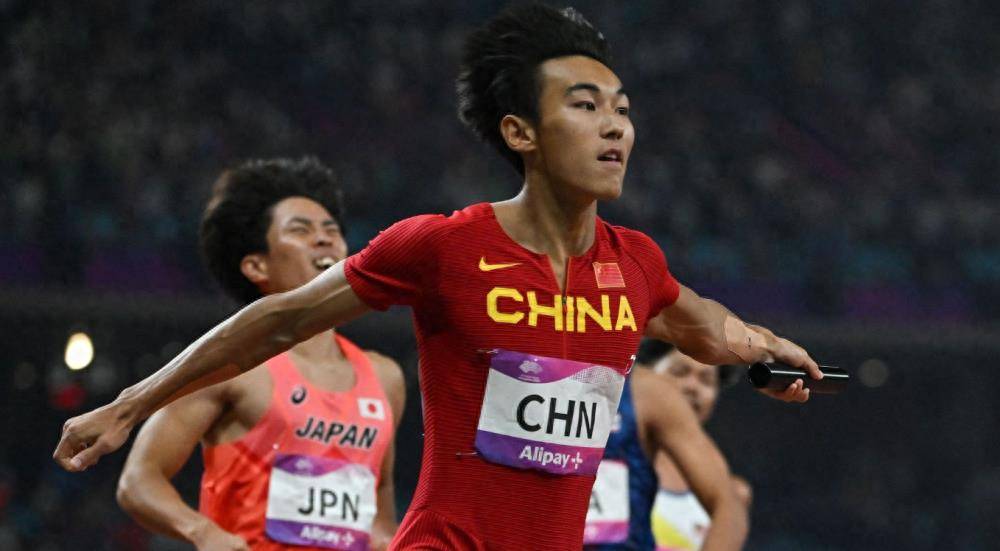 关于Ming迎来十五赛季出色发挥，中国队观众热烈欢呼！全场沸腾不已的信息